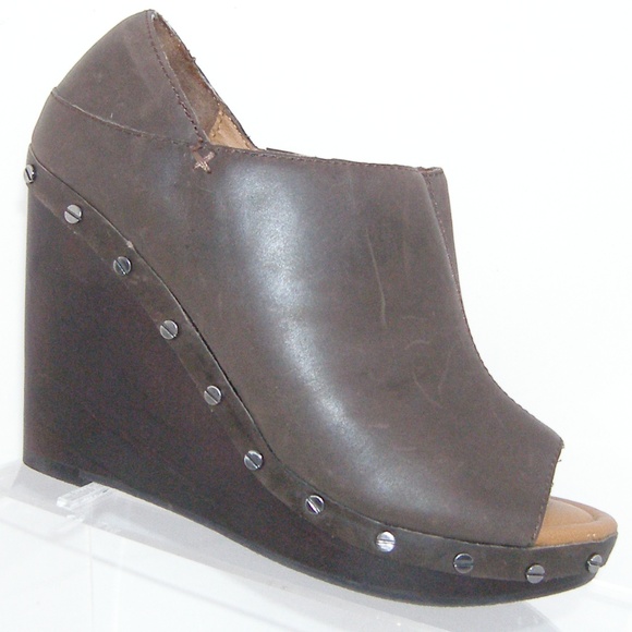 Dr. Scholl's Shoes - Dr. Scholl's Sofia brown leather screw wedges 6.5M
